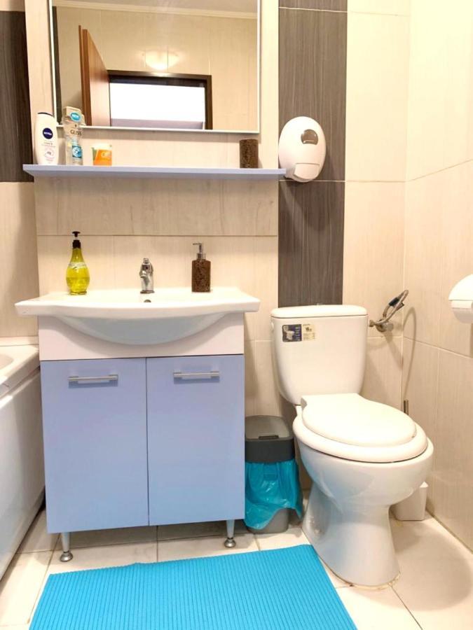 Emma Accommodation - Clean And Comfortable Apartment Iasi Exteriör bild